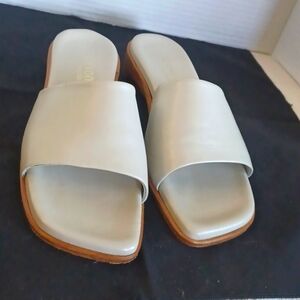 Rangoni Firenze, Womens, Taupe all Leather Open Toed Mules.  Sz. 7.5